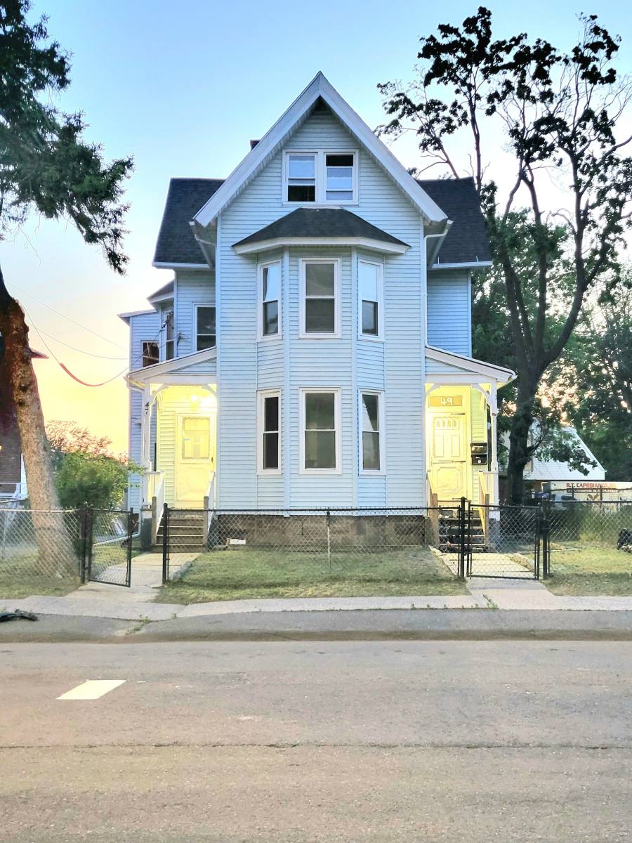 Apartment for rent at 47 Williams St #1, Hartford, CT 06120