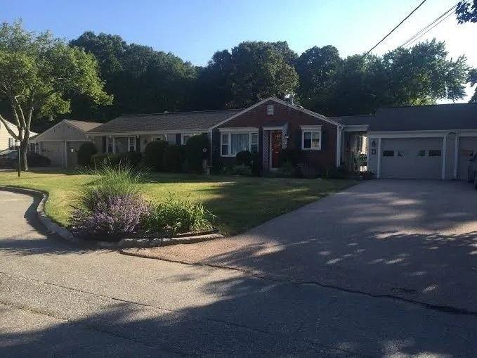 Condo for rent at 11 Rutherford Court, Warwick, RI 02886