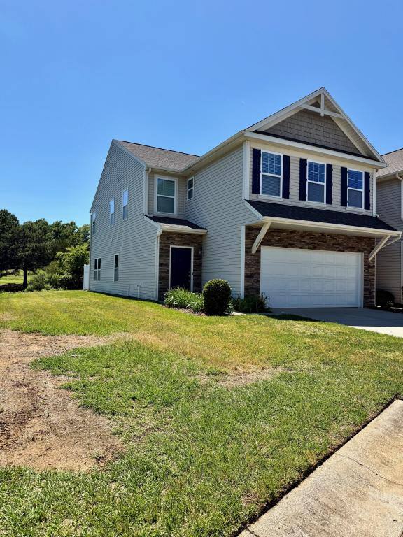 Townhouse for rent at 880 Summerlake Dr, Fort Mill, SC 29715