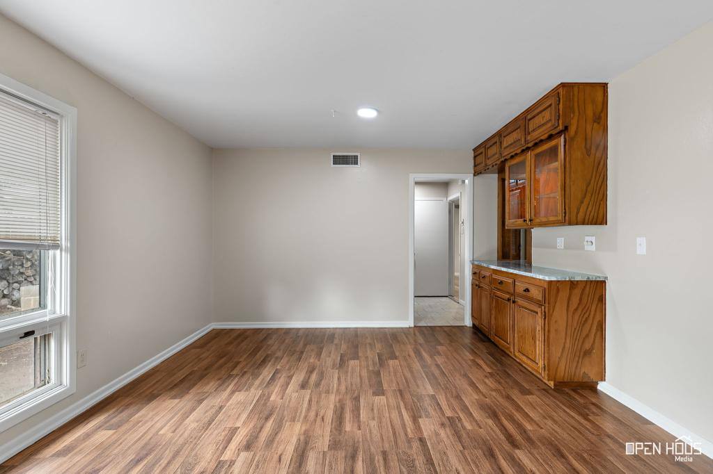 House for rent at 4202 Meadowbrook Dr, Wichita Falls, TX 76308
