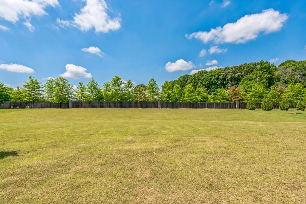 House for rent at 1012 Leland Dr, Matthews, NC 28104