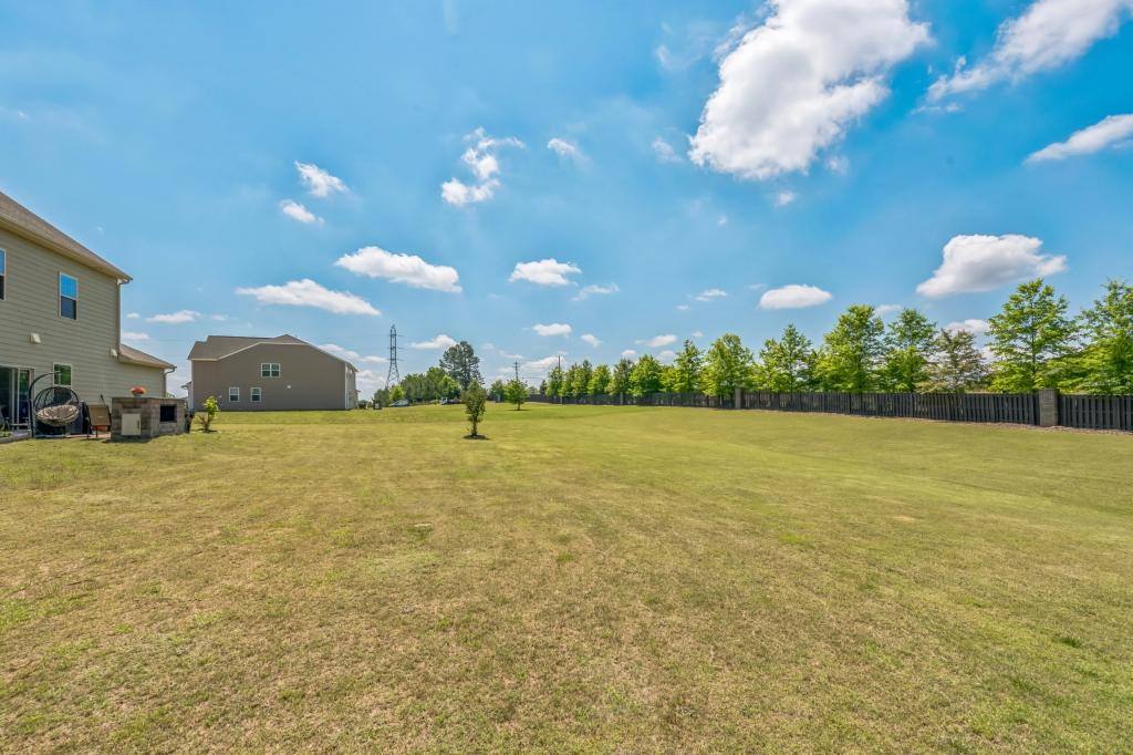 House for rent at 1012 Leland Dr, Matthews, NC 28104