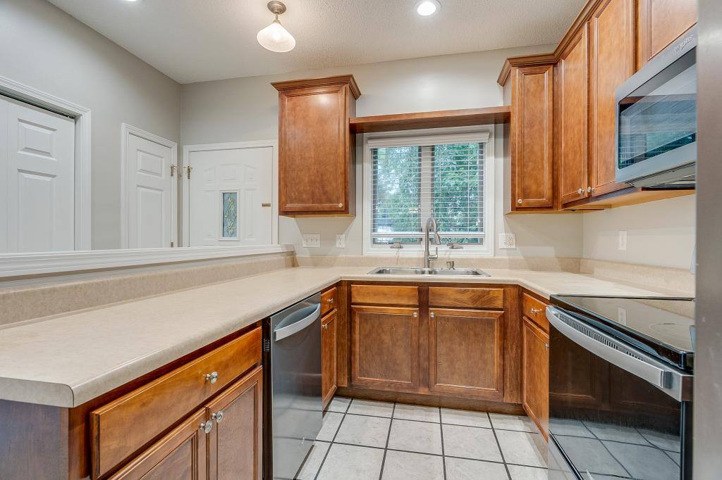 Condo for rent at 176 S Austin Springs Rd, Johnson City, TN 37601