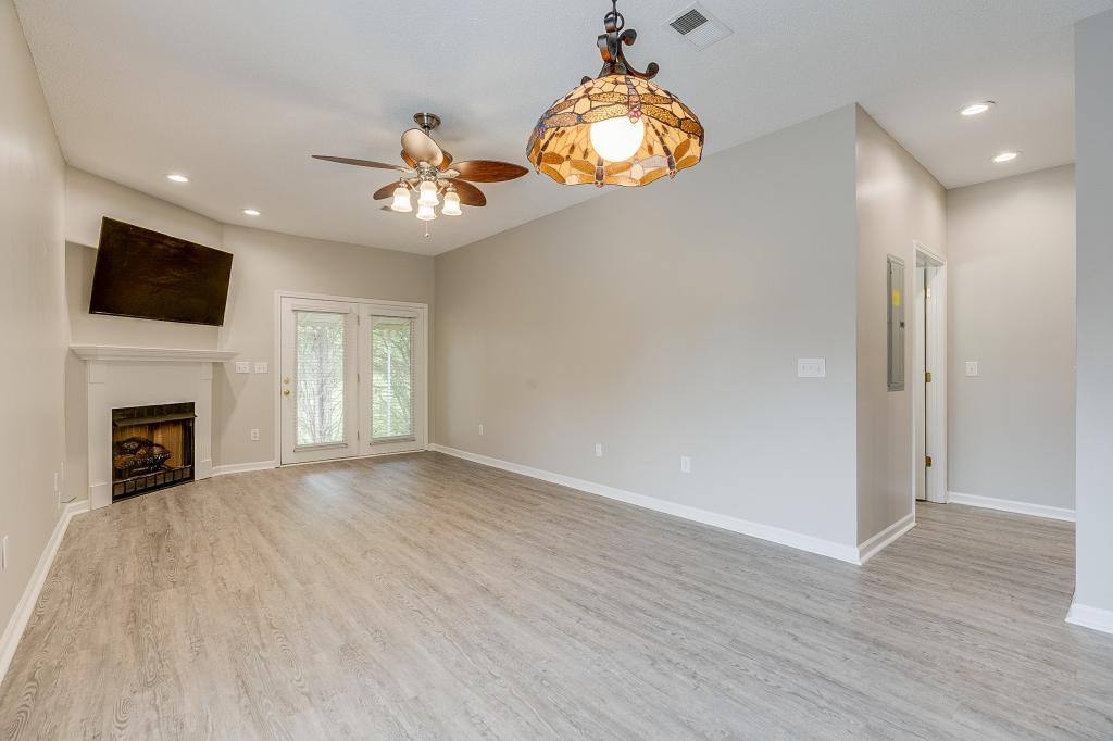 Condo for rent at 176 S Austin Springs Rd, Johnson City, TN 37601