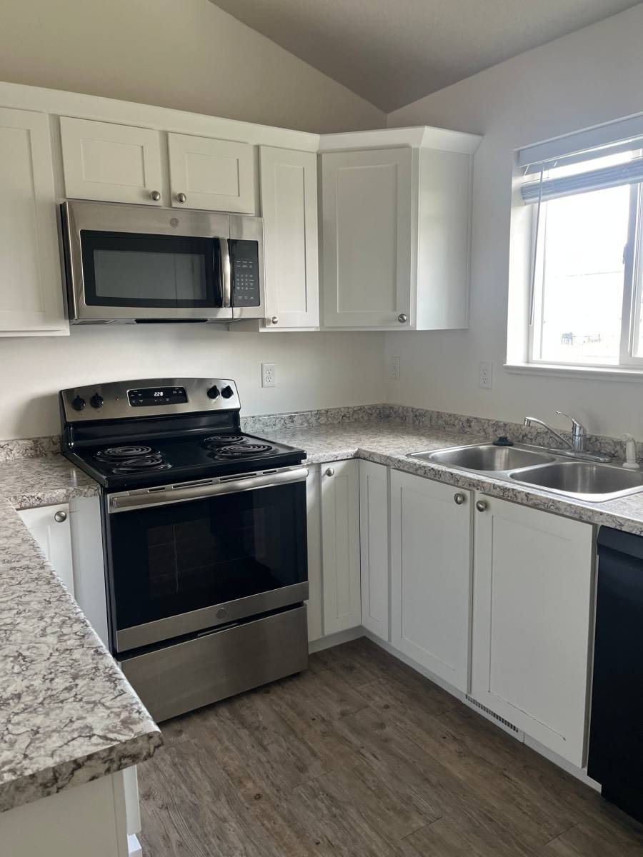 House for rent at 1048 S 150 W, Tremonton, UT 84337