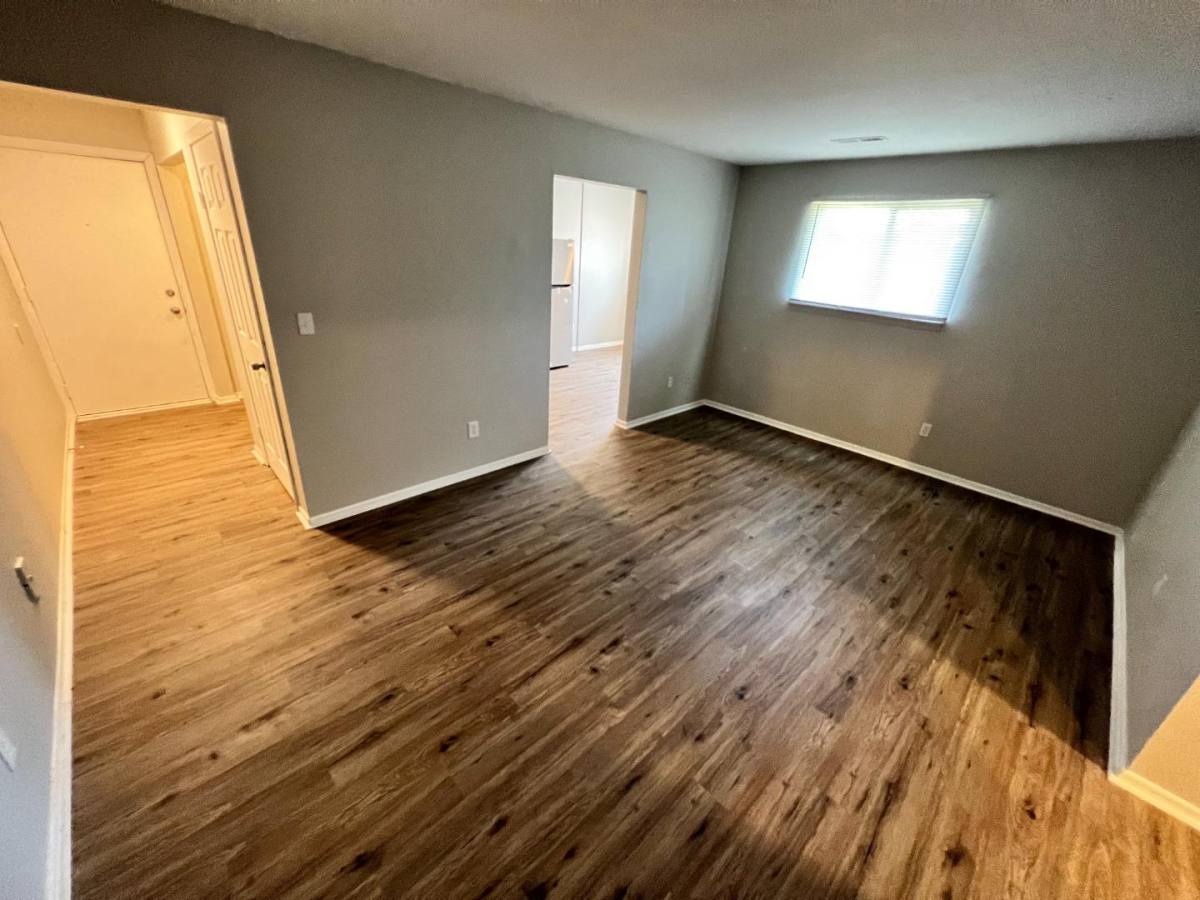 Apartment for rent at 884 Gordon Smith Blvd, Hamilton, OH 45013