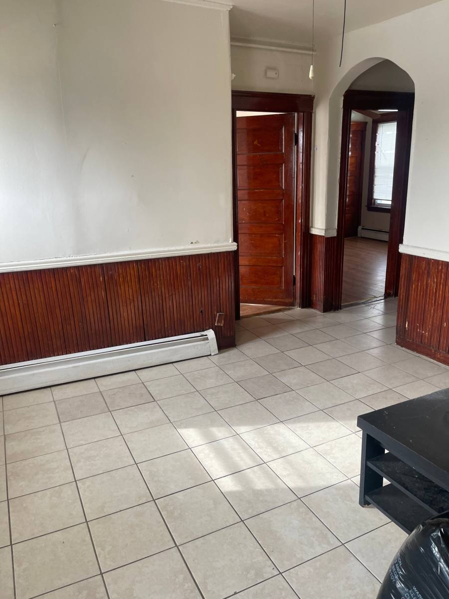 House for rent at 5 Cornish St #3, Lawrence, MA 01841