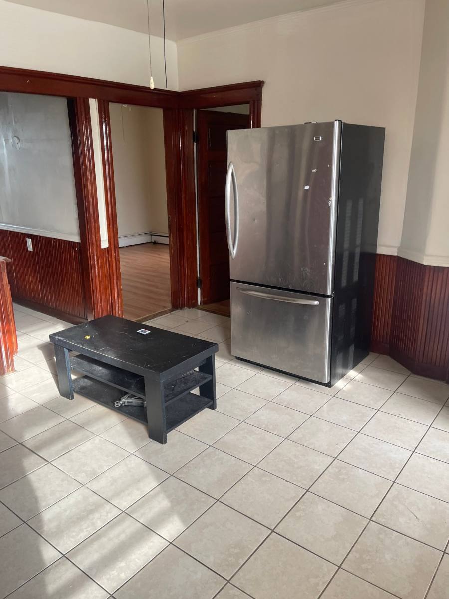 House for rent at 5 Cornish St #3, Lawrence, MA 01841