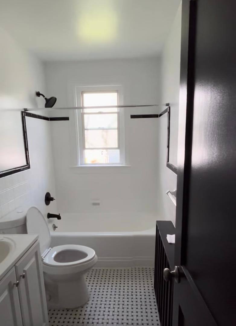 Apartment for rent at 332 11th St, Laurel, MD 20707