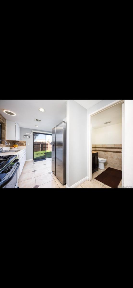 Townhouse for rent at 4403 Benfield Court, San Diego, CA 92113