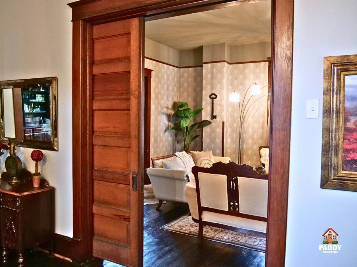 House for rent at 406 W 1st St, Mount Pleasant, TX 75455