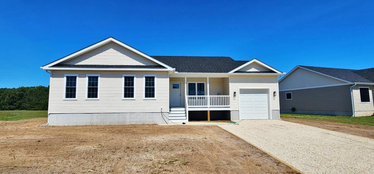 House for rent at 3600 Navigator Dr, Greenbackville, VA 23356