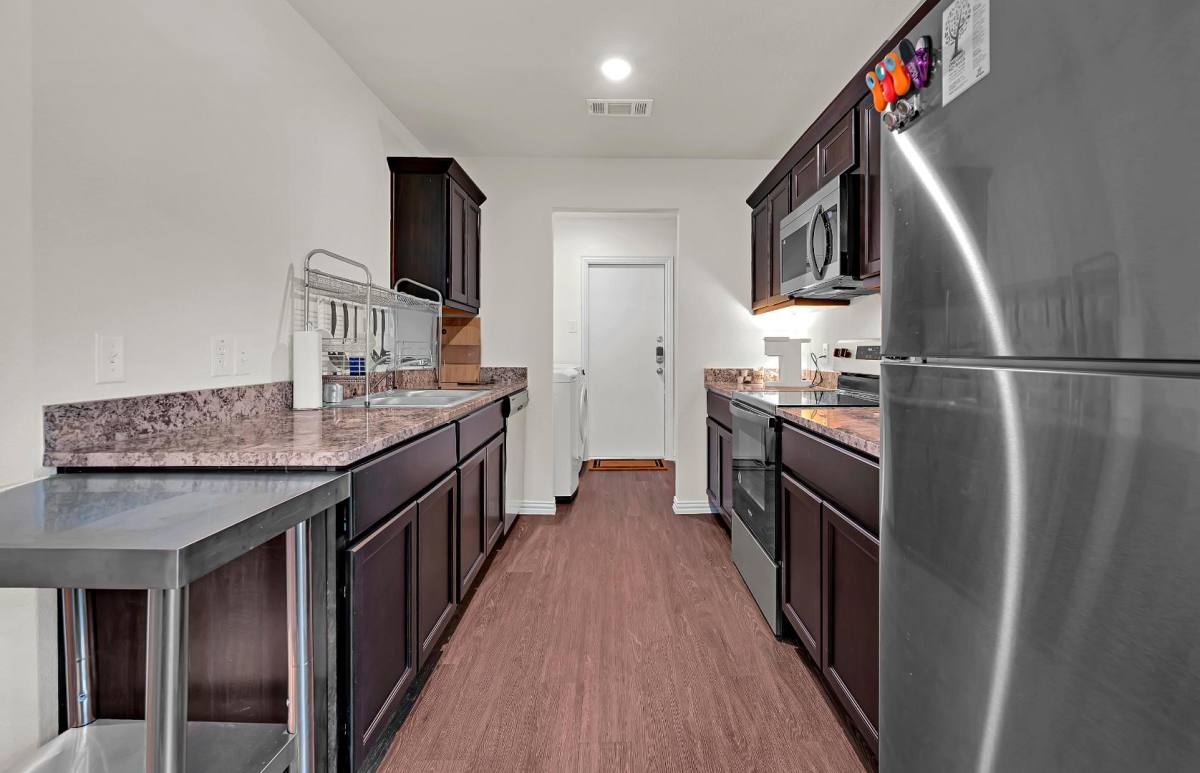 House for rent at 409 N 6th St, Temple, TX 76501