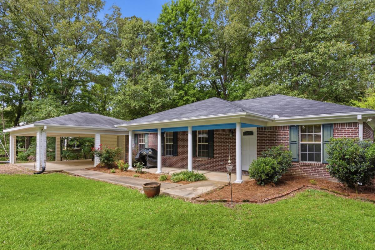 House for rent at 2115 Byron Paul Lane, Crystal Springs, MS 39059