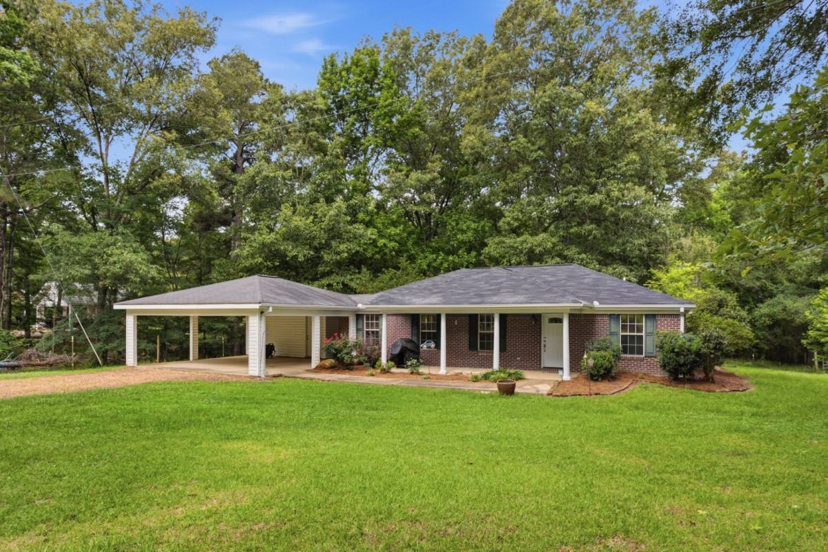 House for rent at 2115 Byron Paul Lane, Crystal Springs, MS 39059