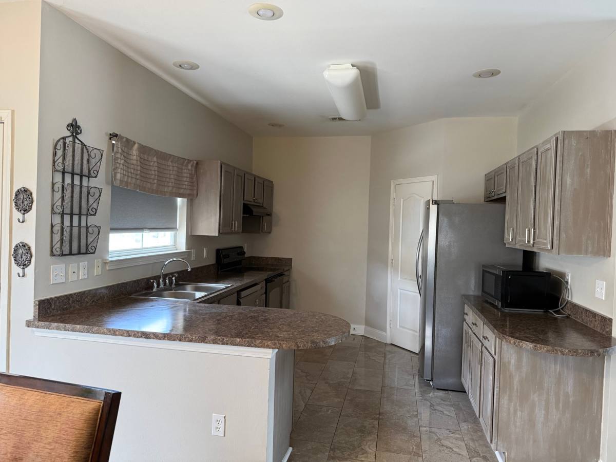 House for rent at 5245 Savannah Lane, Marrero, LA 70072