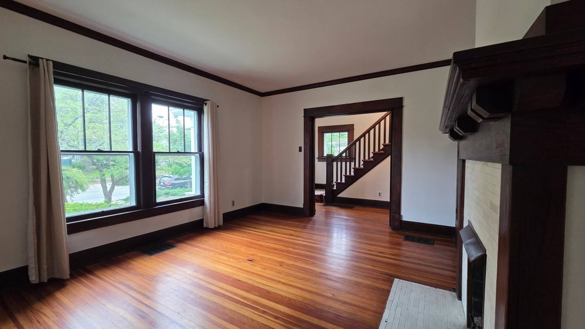 House for rent at 1905 W 1st Ave, Columbus, OH 43212