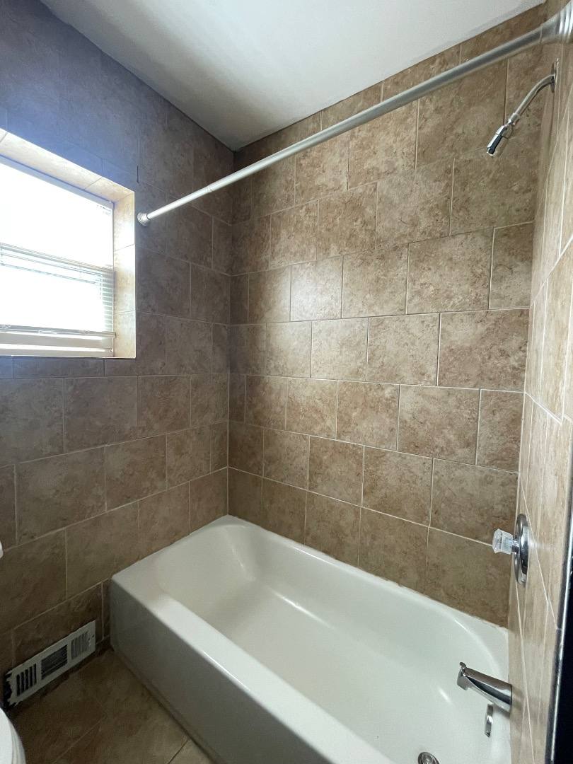 House for rent at 846 York St #1, Camden, NJ 08102
