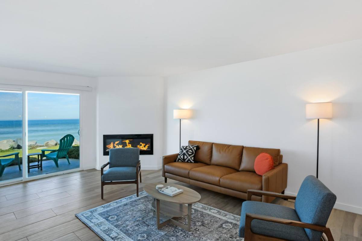 Apartment for rent at 1244 Seacoast Dr, Imperial Beach, CA 91932