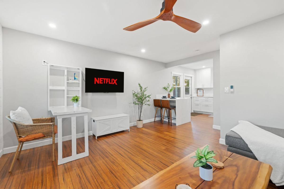 House for rent at 1326 Dorcas St, San Diego, CA 92110