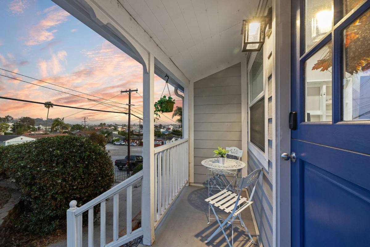 House for rent at 1326 Dorcas St, San Diego, CA 92110