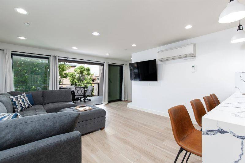 Condo for rent at 823 Island Court, San Diego, CA 92109