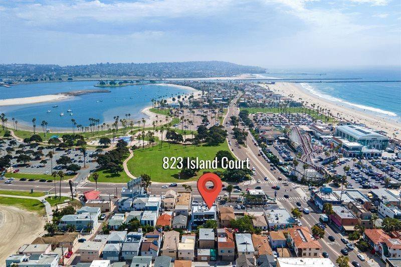 Condo for rent at 823 Island Court, San Diego, CA 92109