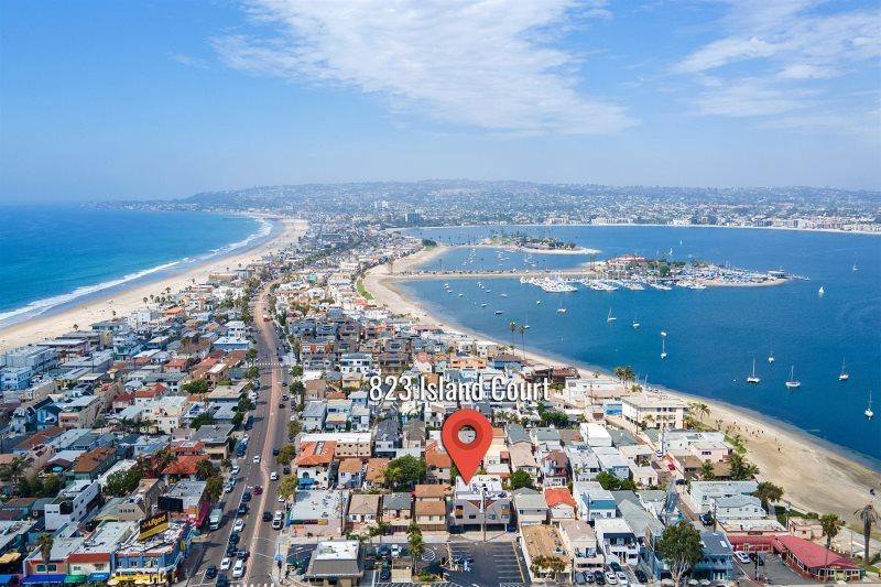 Condo for rent at 823 Island Court, San Diego, CA 92109