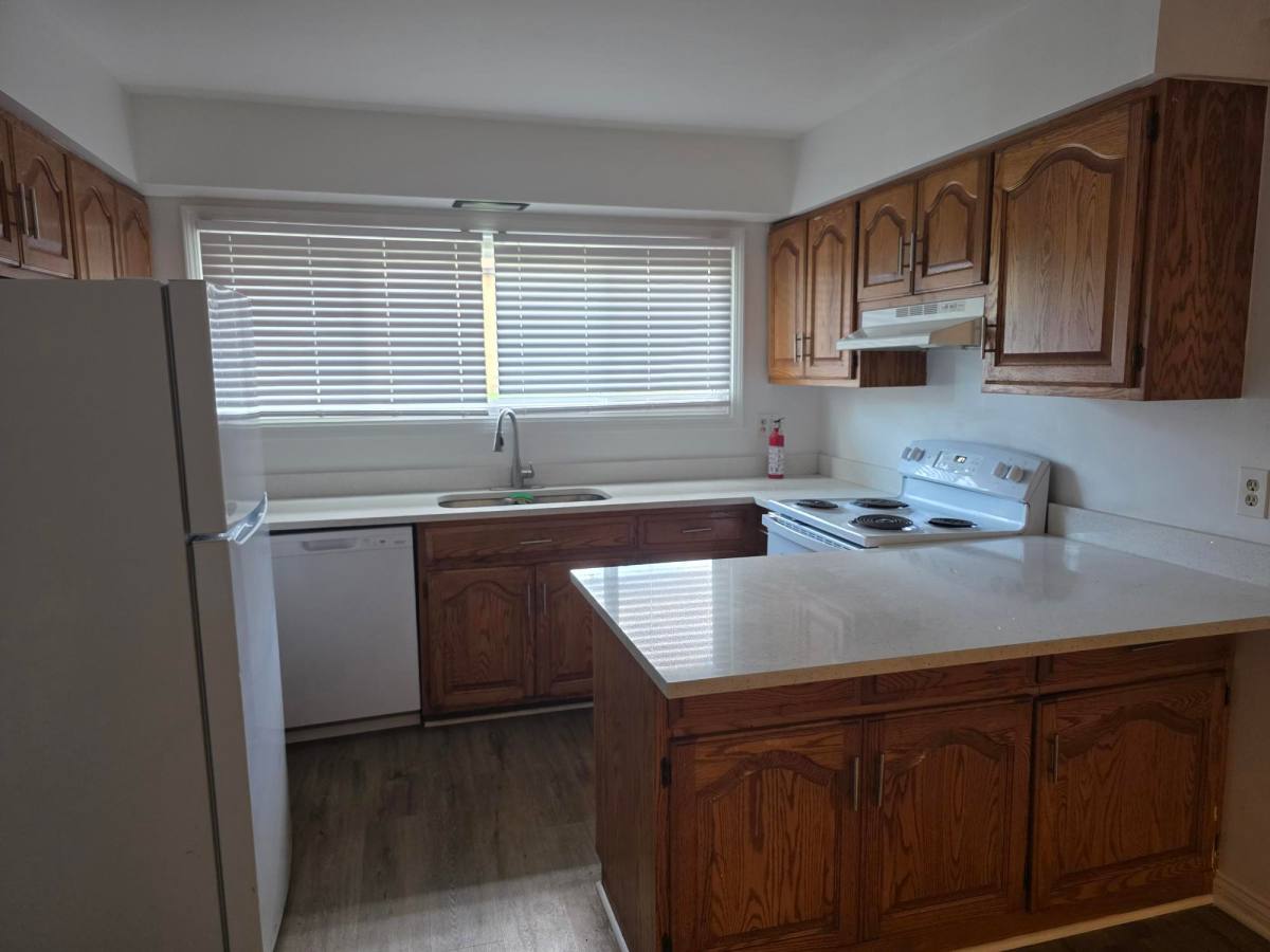 Apartment for rent at 2222 N Bogdan Lane #B, Joliet, IL 60432