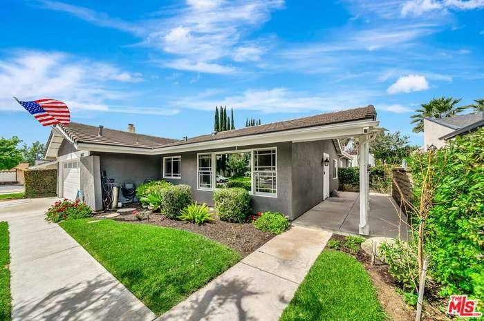 House for rent at 26817 Cuatro Milpas St, Valencia, CA 91354