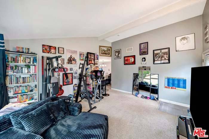 House for rent at 26817 Cuatro Milpas St, Valencia, CA 91354
