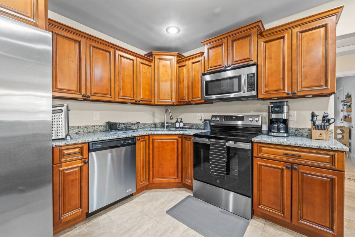 House for rent at 5120 Aragon Way S, Saint Petersburg, FL 33705