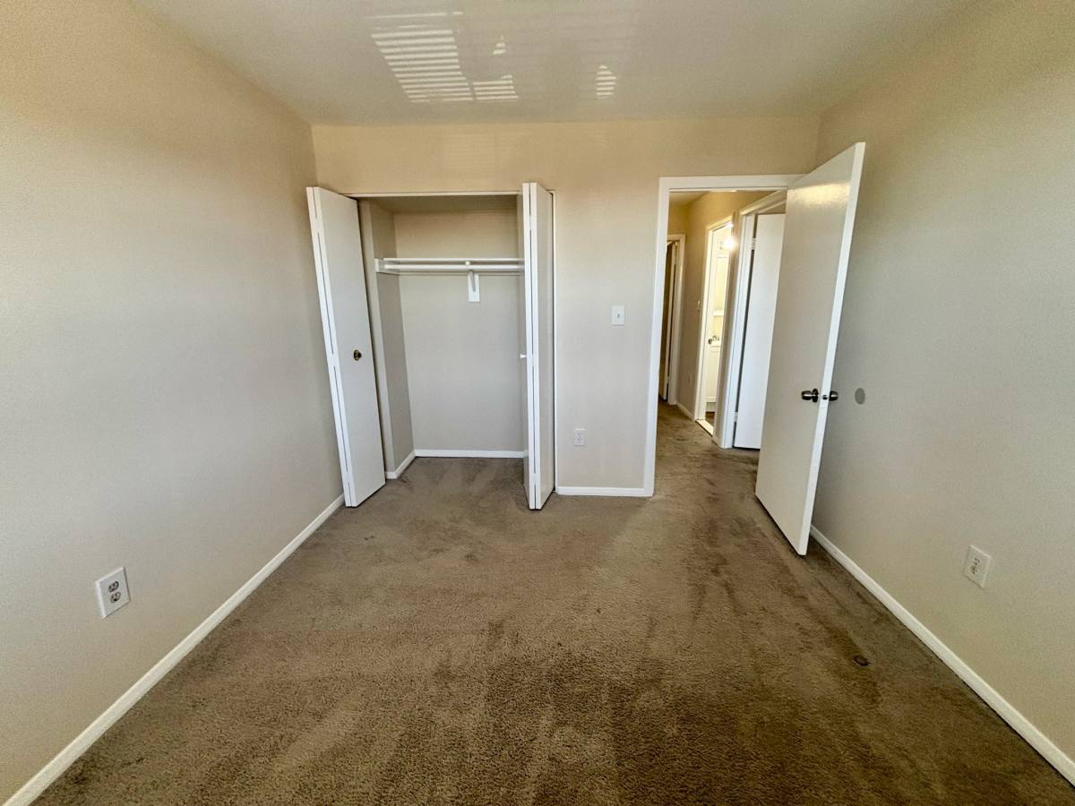 Townhouse for rent at 24 Laurence Brooke Rd, Catonsville, MD 21228