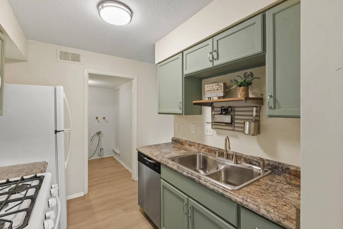 Townhouse for rent at 968 Greenwood Trail W, Greenwood, IN 46142