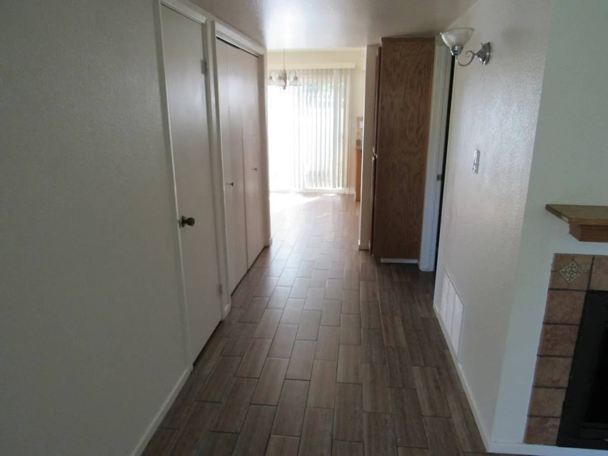 Townhouse for rent at 2600 Brookside Dr #64, Bakersfield, CA 93311