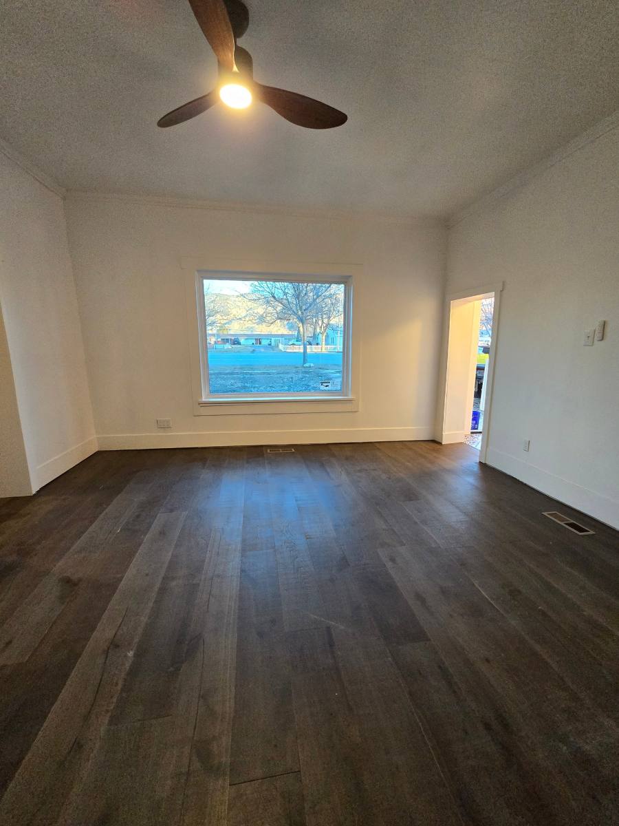 House for rent at 452 S Main St, Nephi, UT 84648