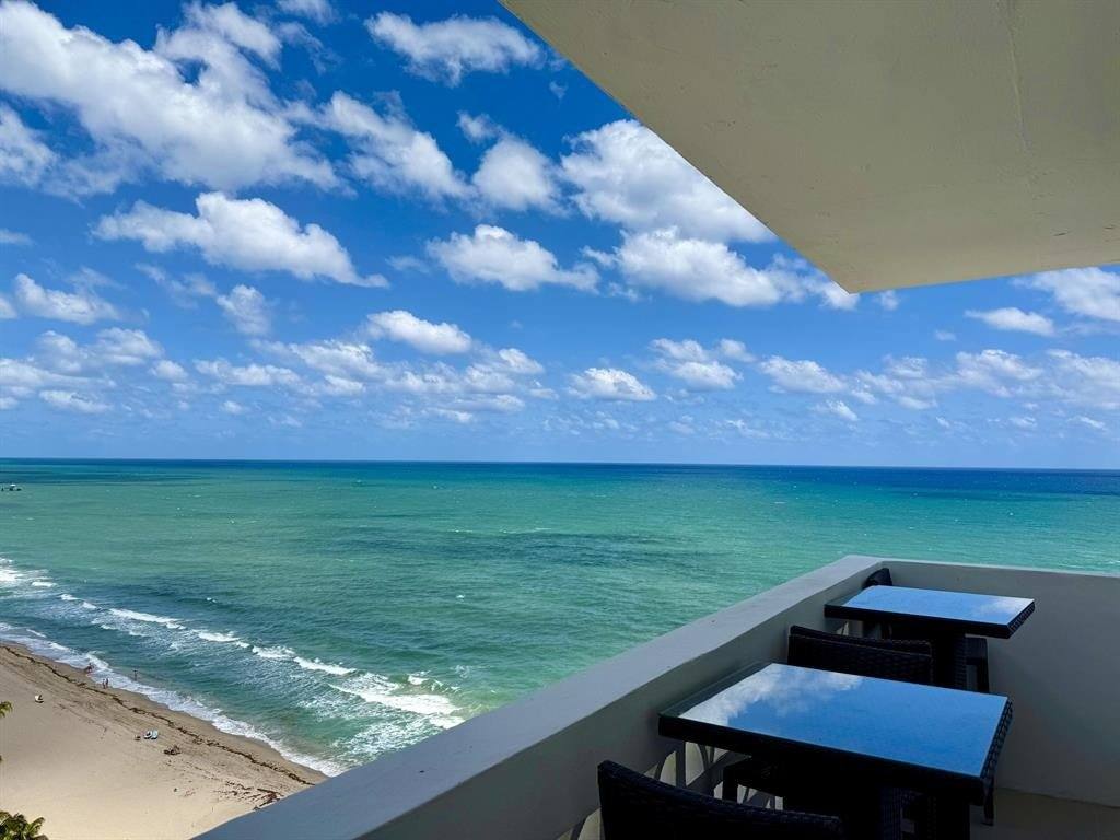 Apartment for rent at 4250 Galt Ocean Dr #14T, Fort Lauderdale, FL 33308
