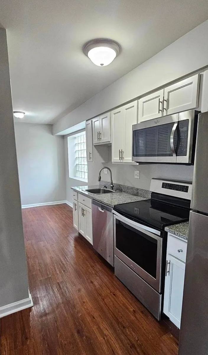 Apartment for rent at 204 Cherry St #5, Milford, CT 06460