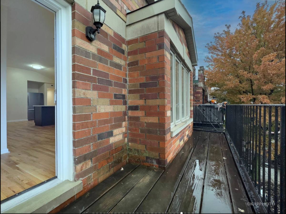 Condo for rent at 2435 W Polk St #3, Chicago, IL 60612