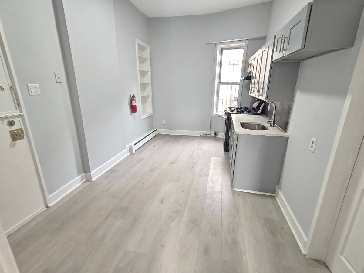 Apartment for rent at 317 Market St #1, Paterson, NJ 07501