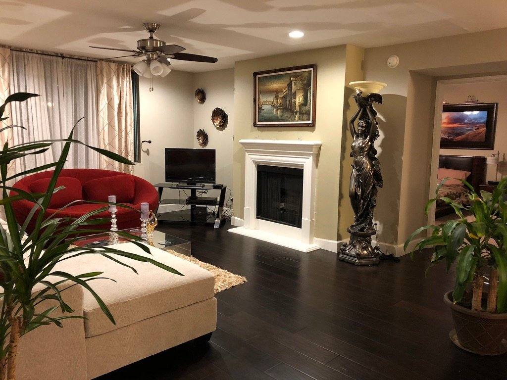 Condo for rent at 1430 Colby Ave, Los Angeles, CA 90025