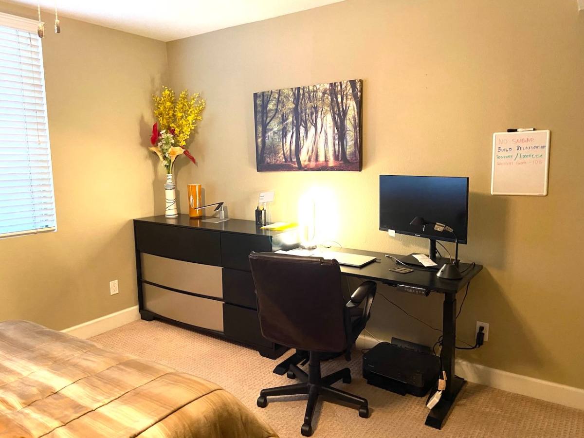 Condo for rent at 1430 Colby Ave, Los Angeles, CA 90025
