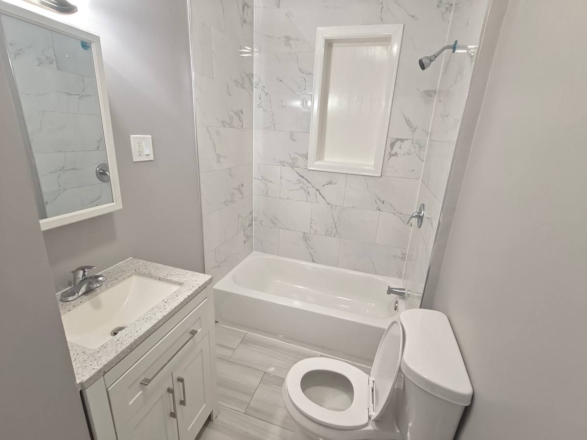 Apartment for rent at 95 Park Ave #2R, Paterson, NJ 07501