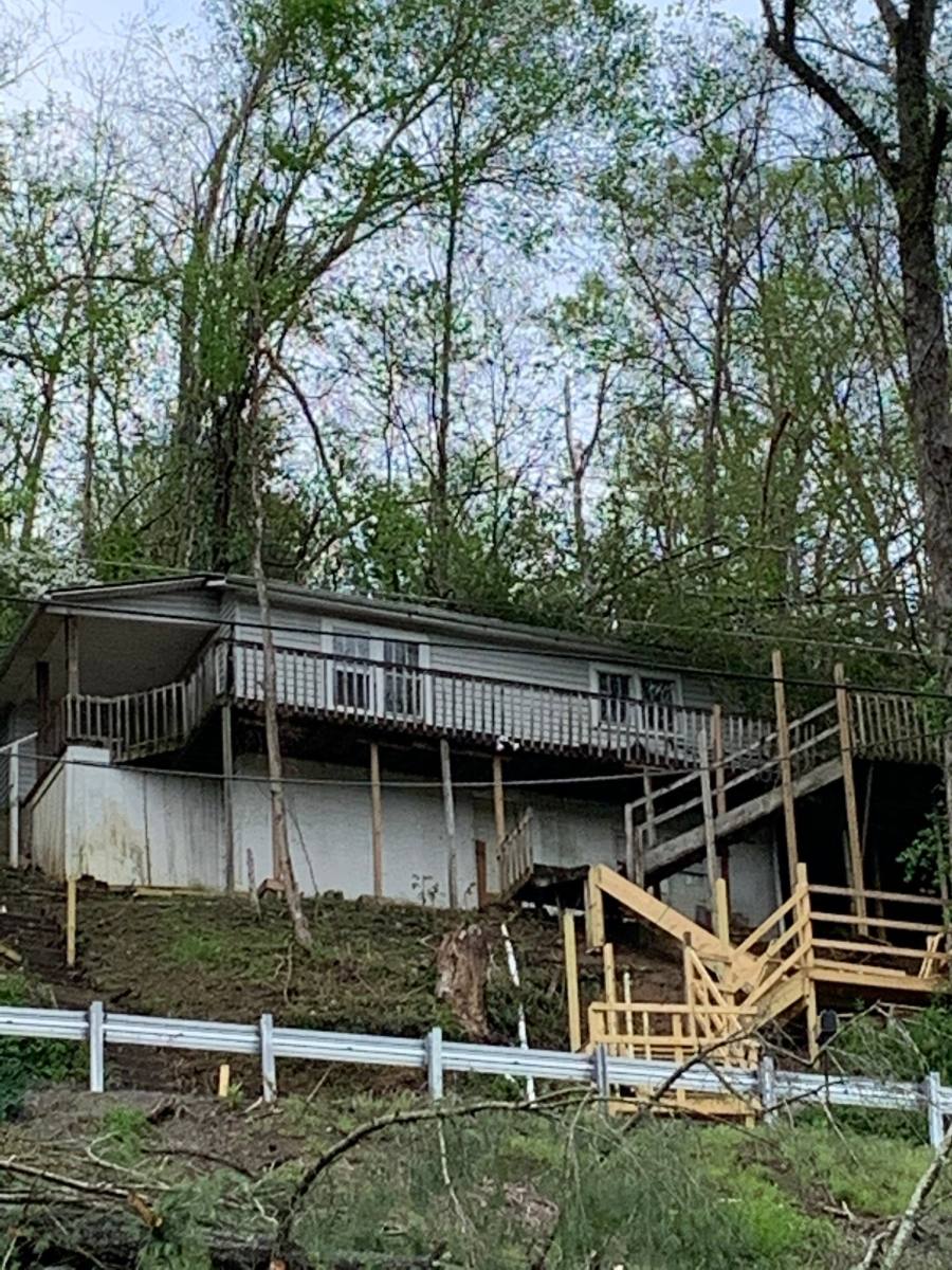 House for rent at 207 Poplar St, Pikeville, KY 41501