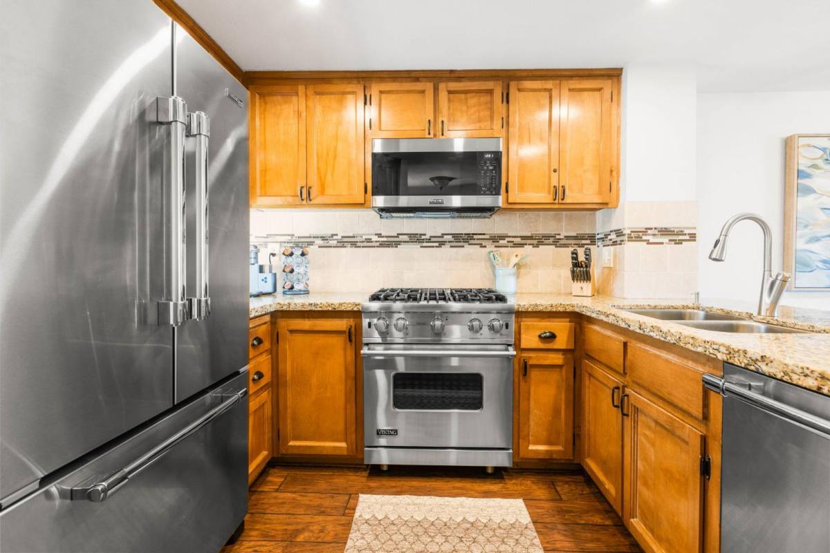 727 Seacoast Dr, Imperial Beach, CA 91932 - Townhouse for Rent - Image 9