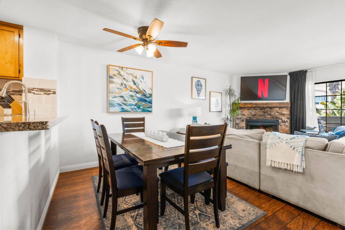 727 Seacoast Dr, Imperial Beach, CA 91932 - Townhouse for Rent - Image 8