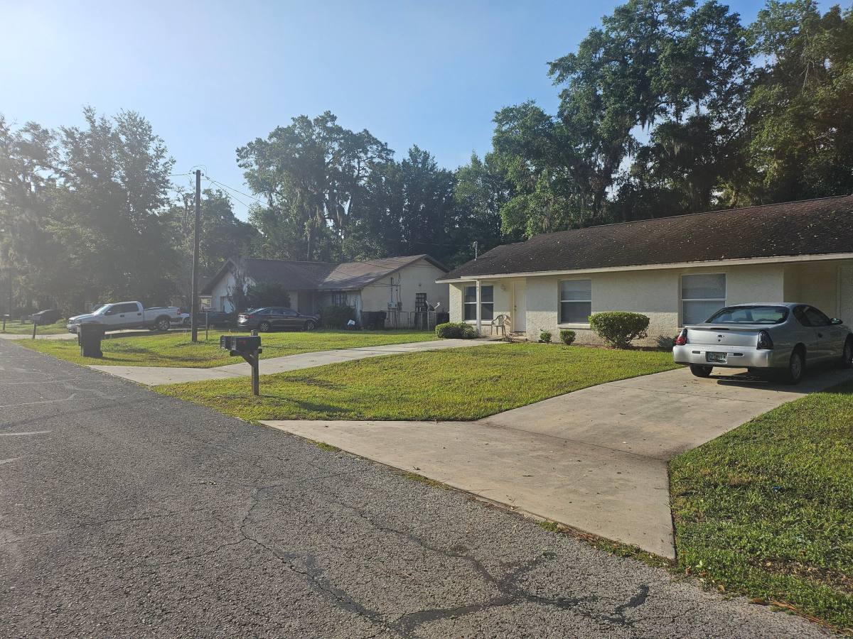 Apartment for rent at 706 NE 27th St, Ocala, FL 34470