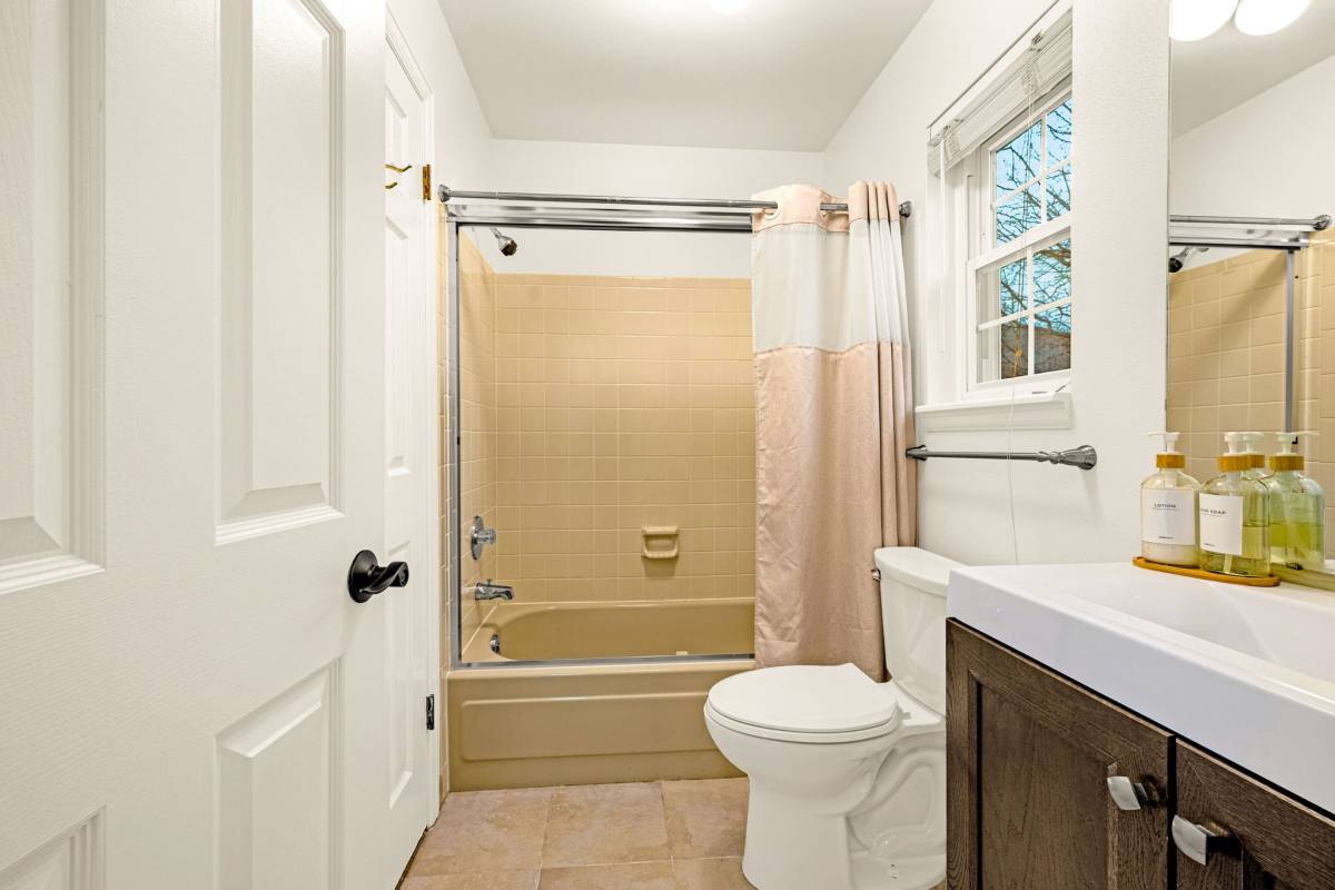 Townhouse for rent at 108 Cobblestone Dr, Colorado Springs, CO 80906