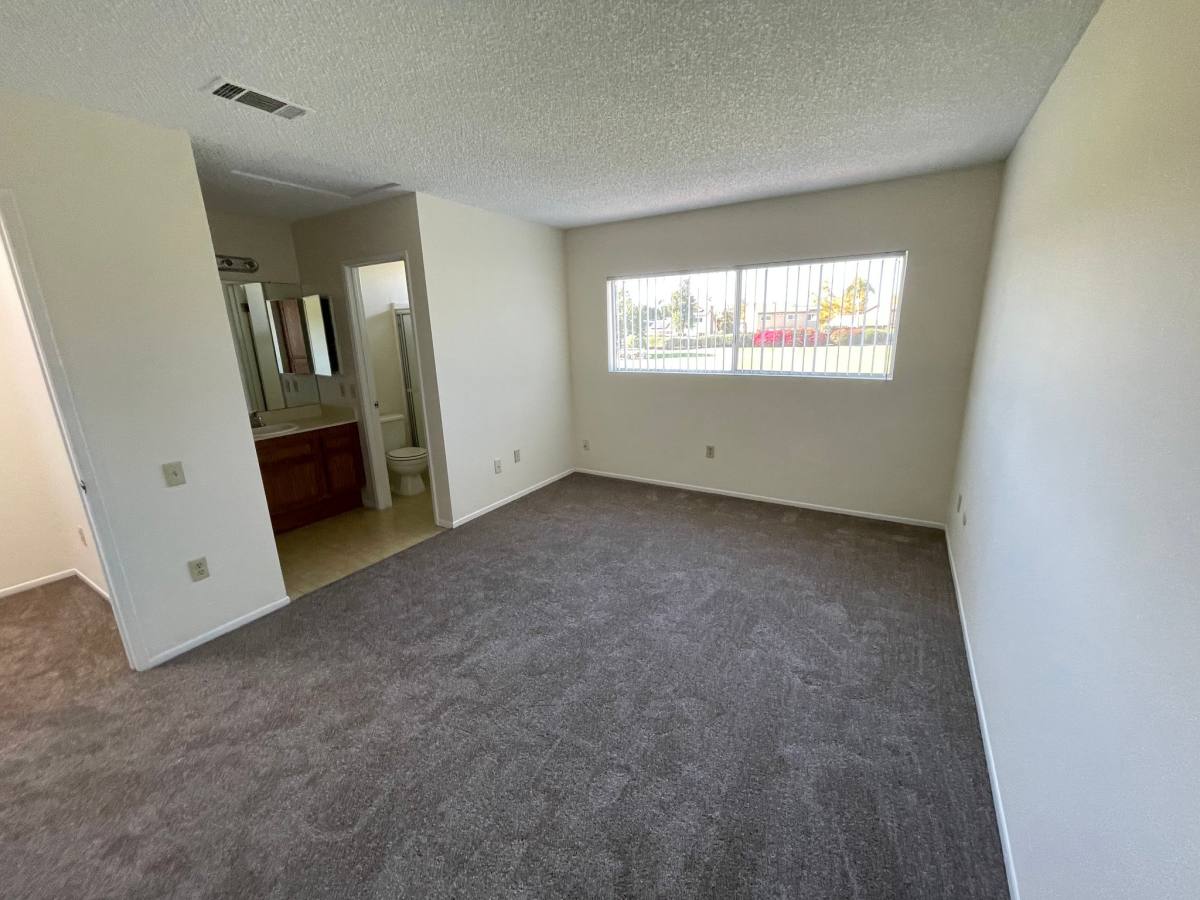 Townhouse for rent at 3594 N Way, Oceanside, CA 92056