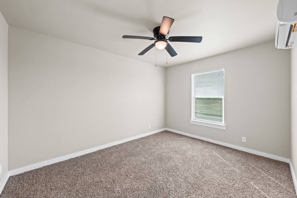 House for rent at 101B Thomas St, Rogers, TX 76569